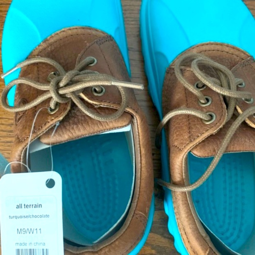 Vintage croc shoe